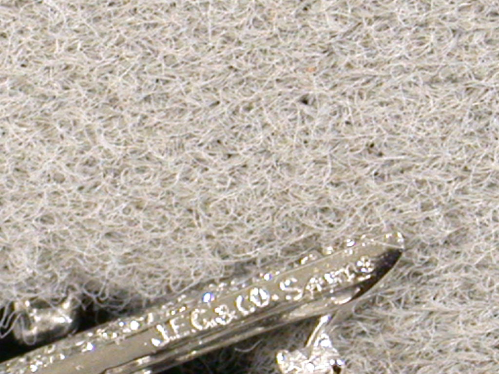 23314 - Circa 1950s Oscar Heyman J E Caldwell Platinum Gold Emerald Diamond Bird Pin