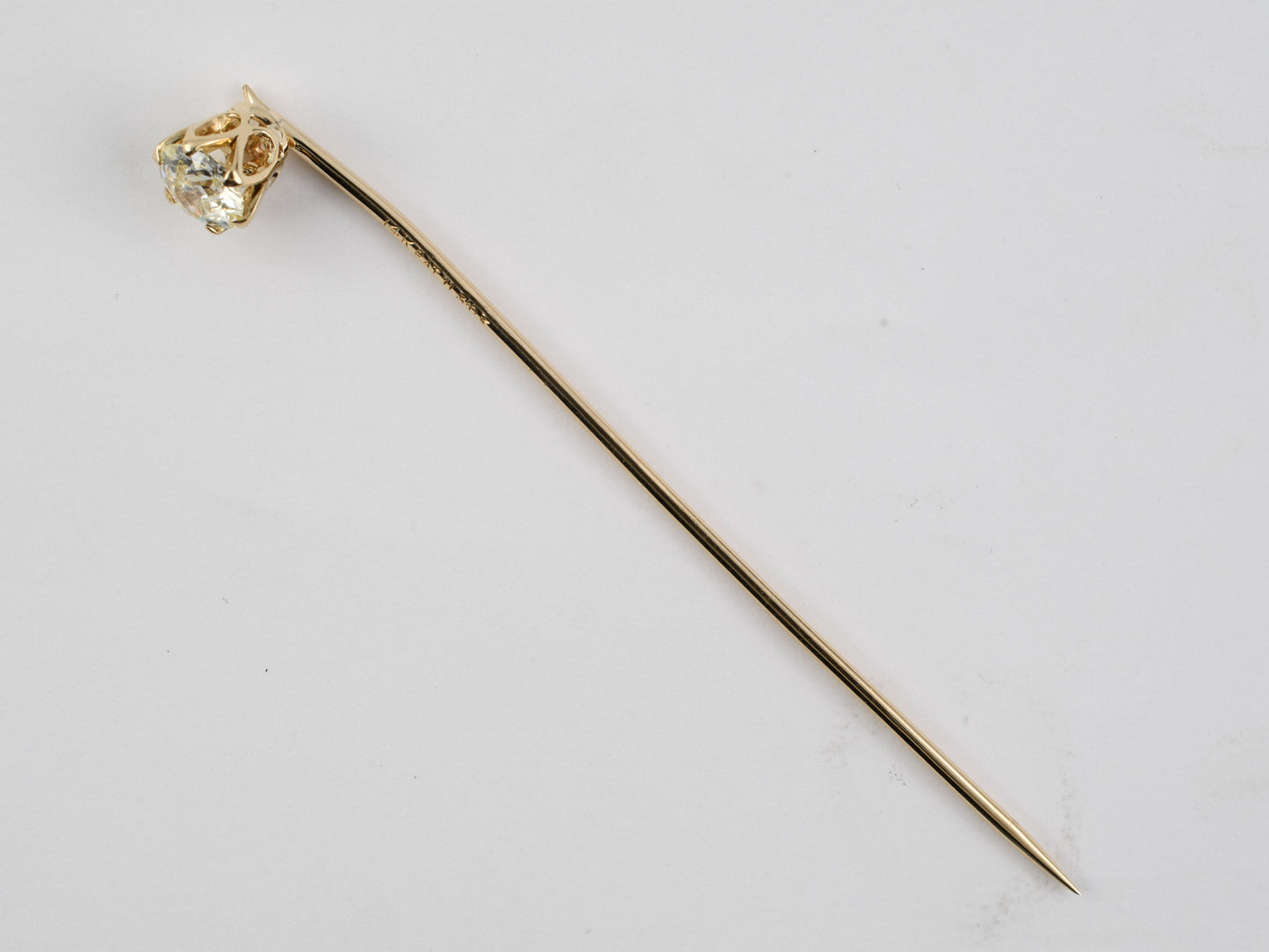 31393 - Circa 1903 Victorian Gold Diamond Basket Set 6-Prong Tulip Stick Pin