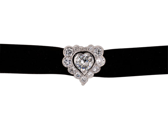 43991 - Circa 1950 Platinum Diamond Heart Shape Choker Necklace