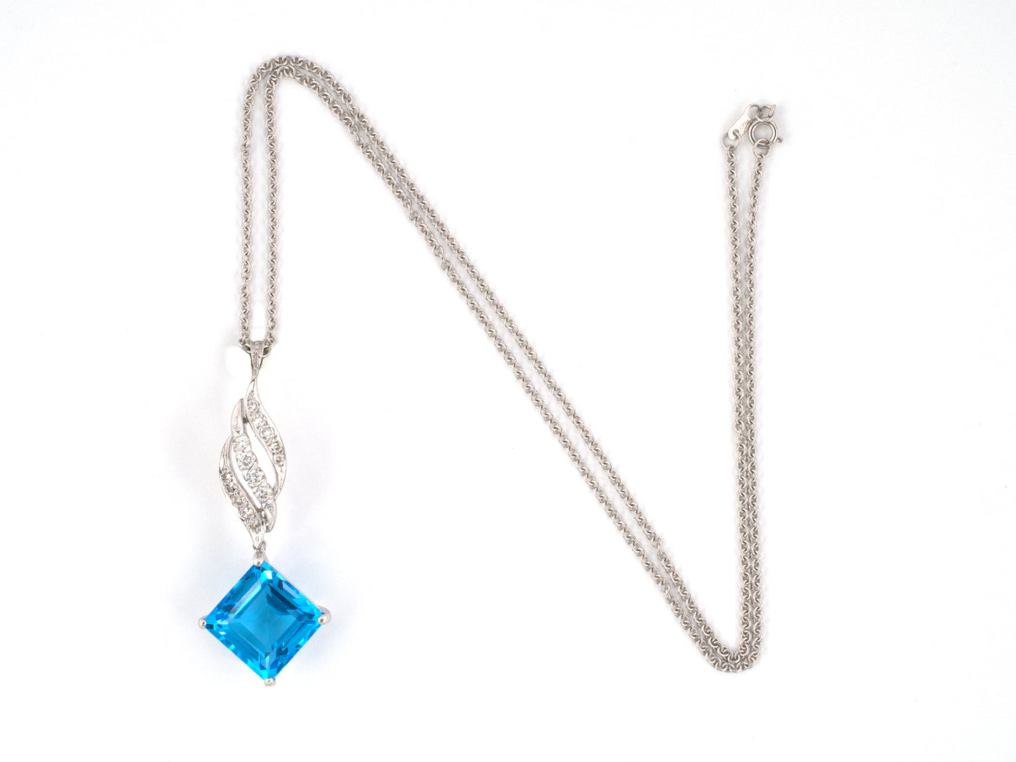 45678 - Gold Blue Topaz Diamond Swirl Design Kite Shaped Pendant Necklace