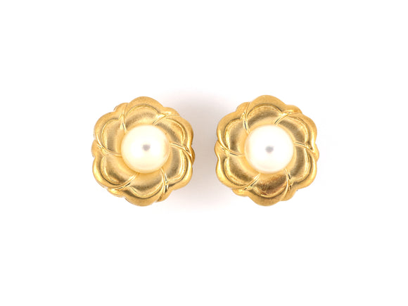 52620 - Gold Akoya Pearl Circle Flower Clip Earrings