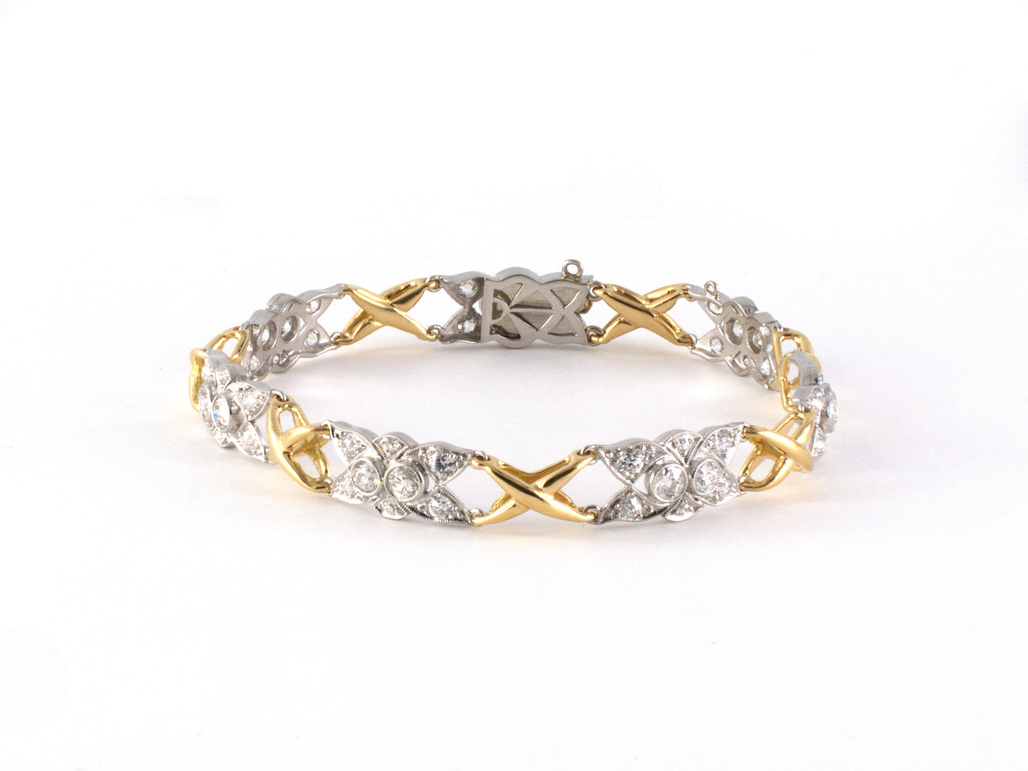 73857 - Platinum Diamond Art Deco X Link Bracelet