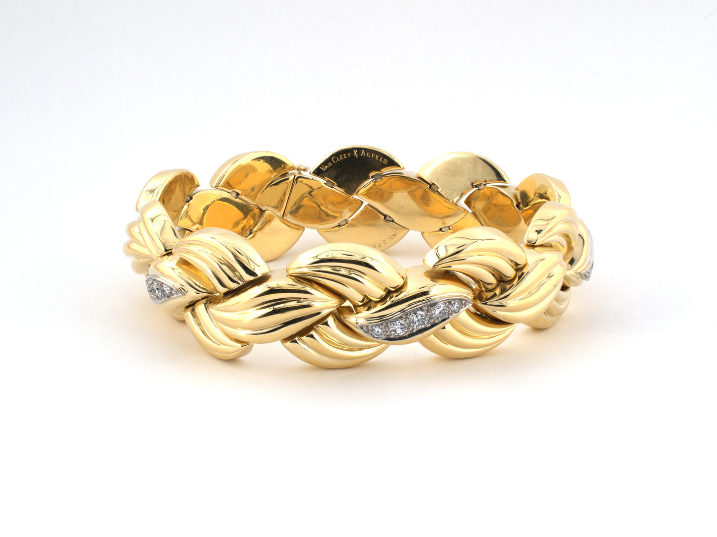 73952 - Circa 1940s Van Cleef & Arpels Platinum Gold Diamond Hollow Weave Link Bracelet