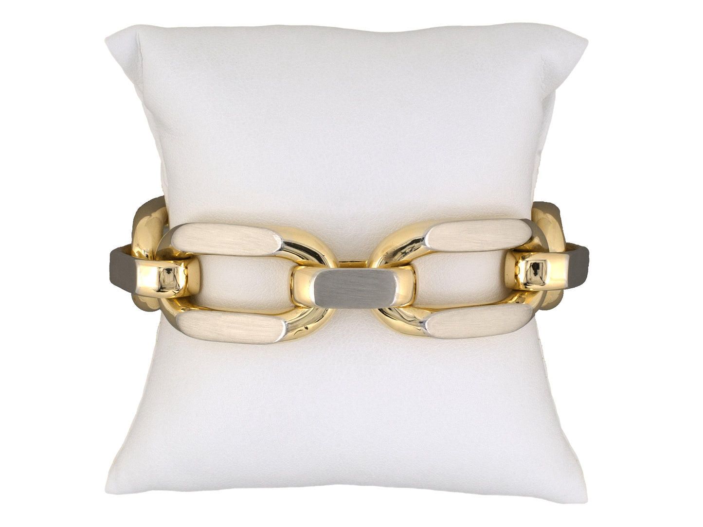 73977 - Circa 1960s Bulgari Italy Gold Oval Link Faceted Top Bracelet