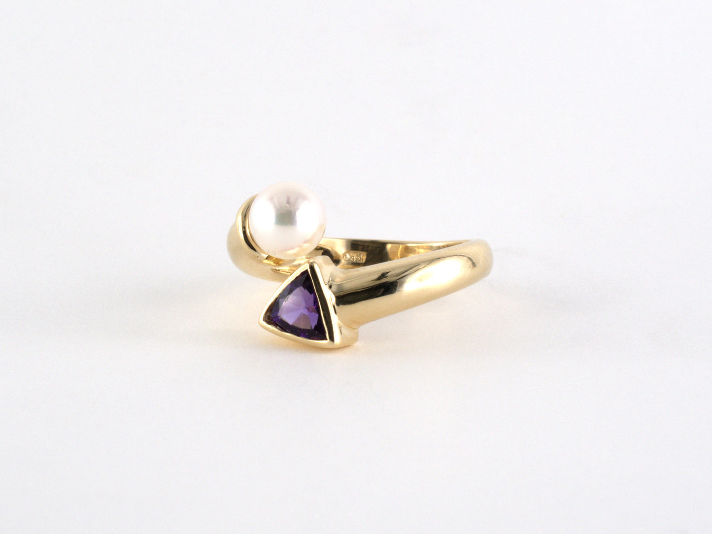 902244 - SOLD - Gold Amethyst Pearl By-Pass Ring