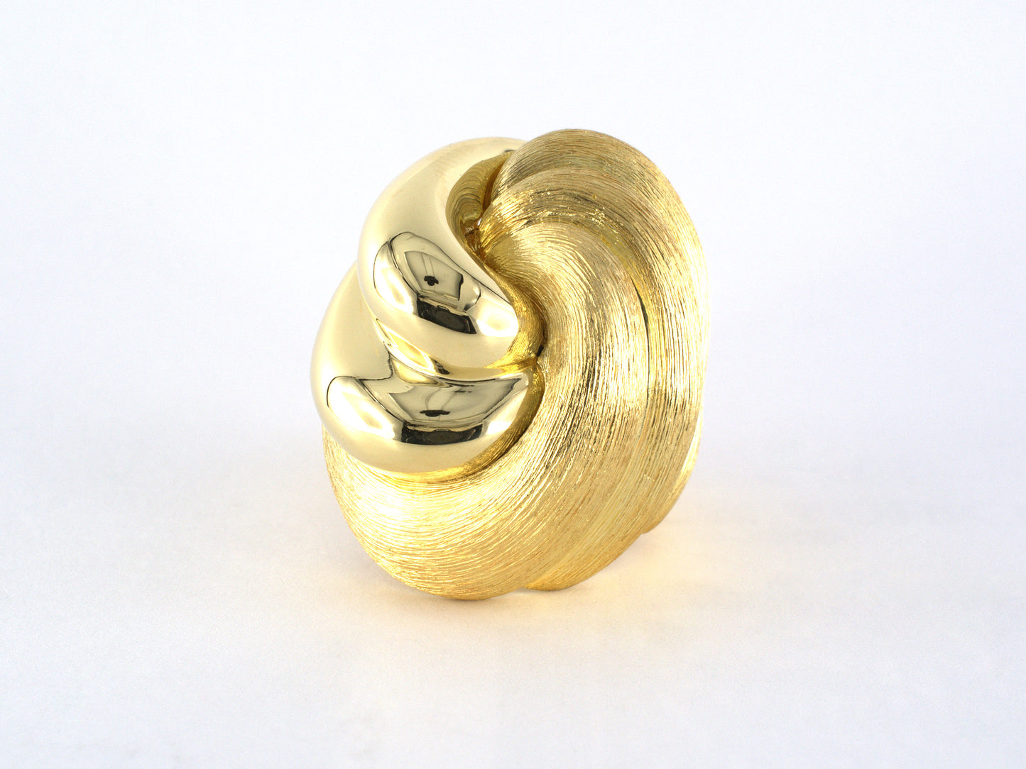 902277 - SOLD - Dunay Gold Sabi Swirl Knot Ring