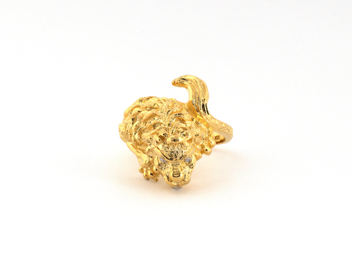 902400 - Circa 1970s Platinum Gold Diamond Carved Lion Ring