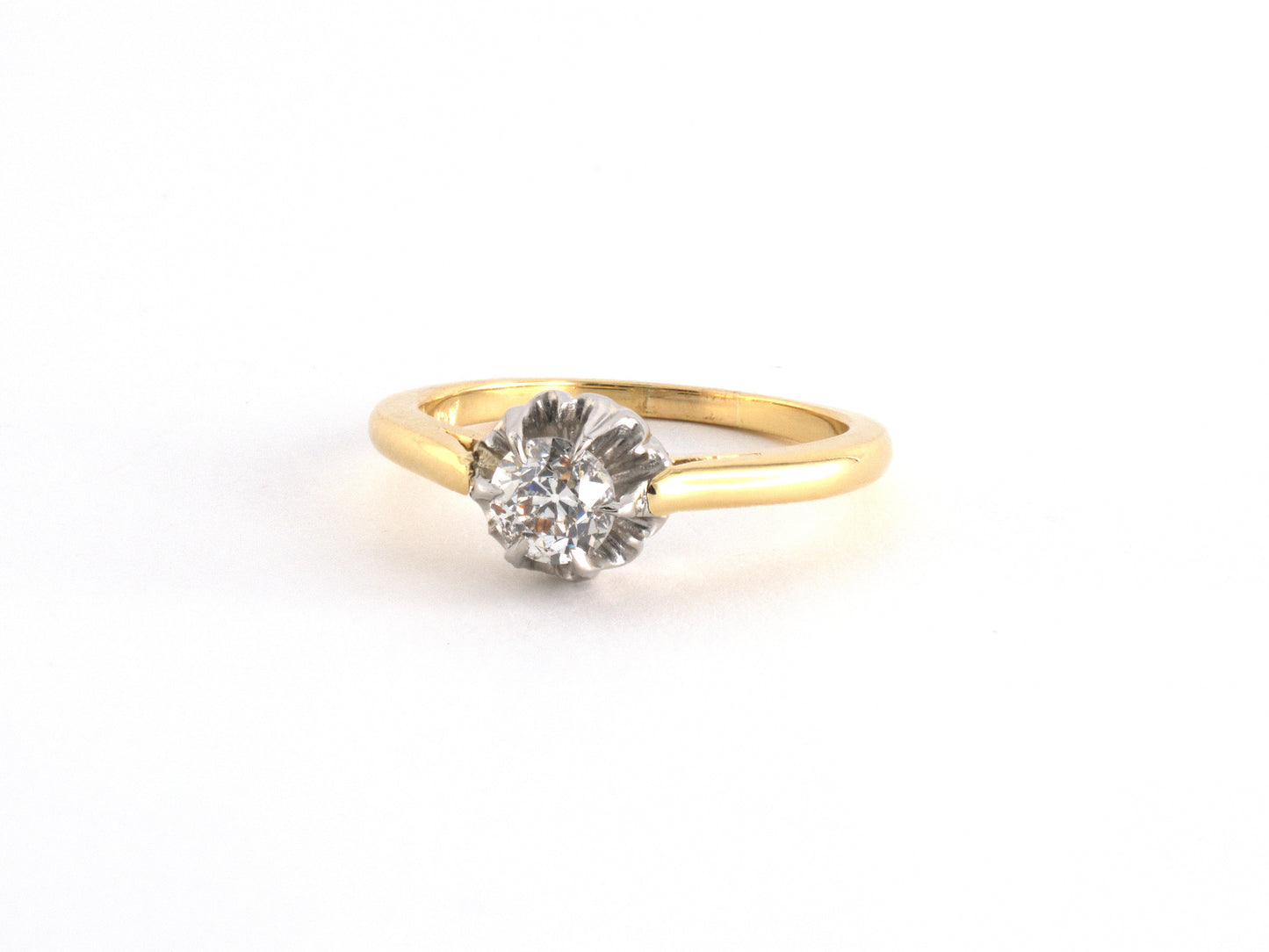 91046 - Platinum Gold Diamond Antique-Style Solitaire Engagement Ring