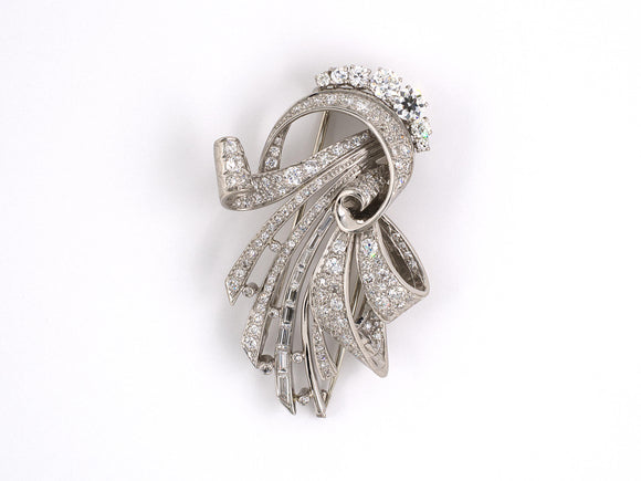 23383 - Art Deco Oscar Heyman Platinum Diamond Ribbon Clip Pin