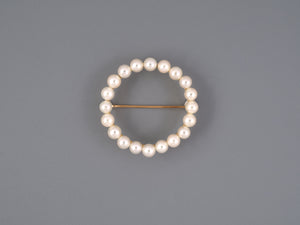 24200 - Gold Pearl Circle Pin