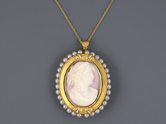 45193 - Gold Pearl White On Pink Shell Cameo Pin Pendant Necklace