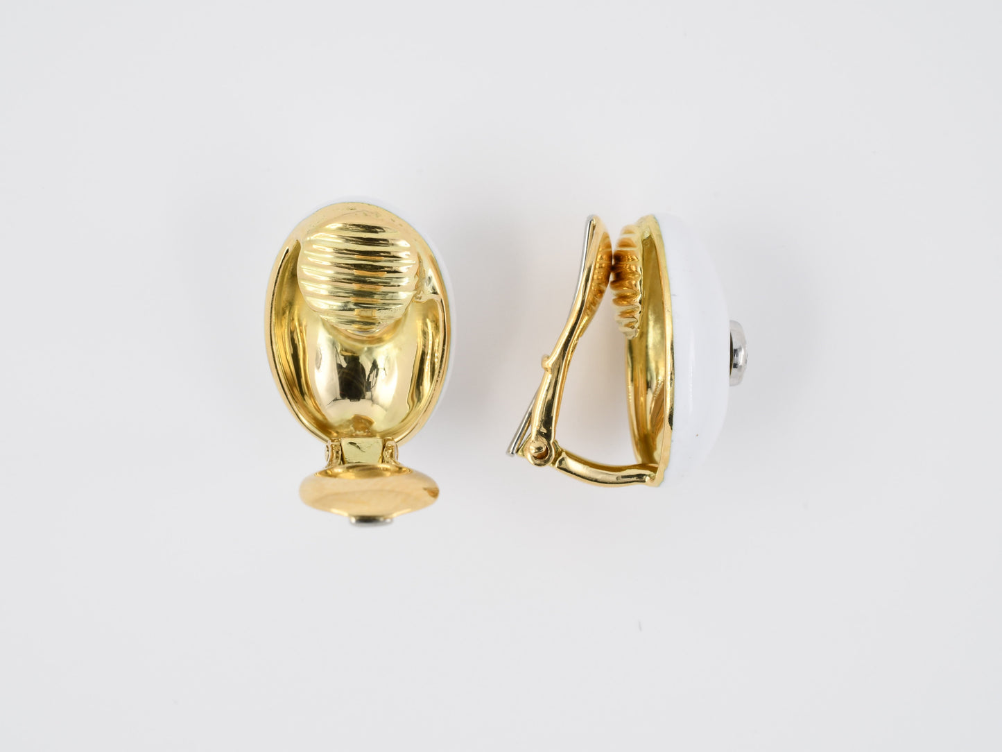 54059 - Circa 1980s Webb Gold Platinum Diamond White Enamel Oval Earrings