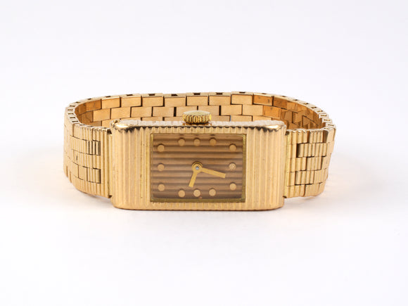 61112 - Circa 1948 Boucheron Gold Rectangle Brick Mesh Watch