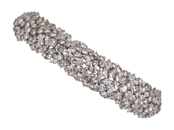 71324 - SOLD - Circa 1960s Platinum Diamond Bangle Bracelet
