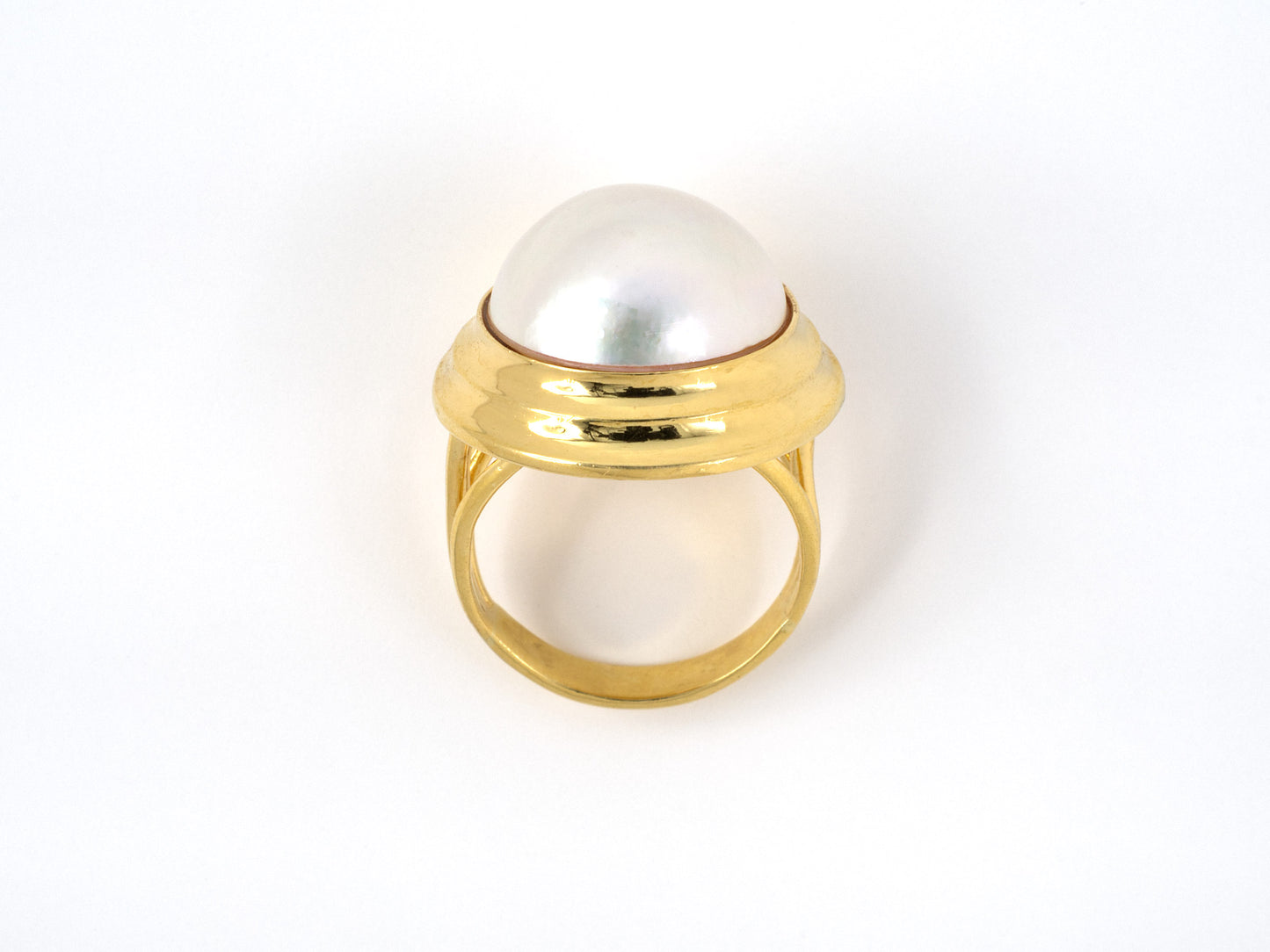 900032 - SOLD - Gold Pearl Corrugated Ring