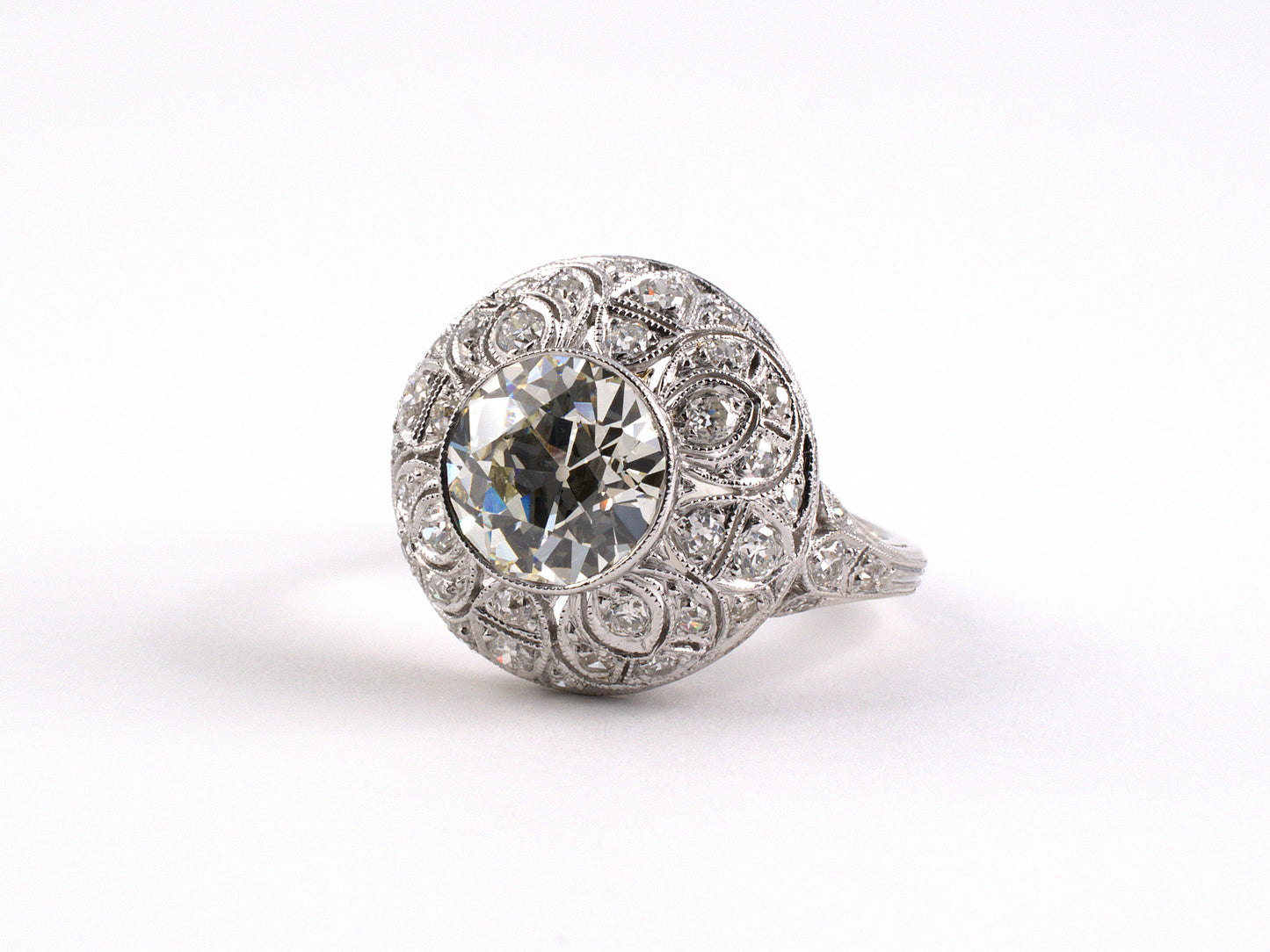 900544 - SOLD - Platinum Diamond Engagement Ring