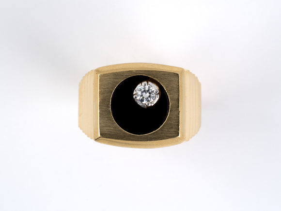 900842 - Gold Diamond Onyx Gents Ring
