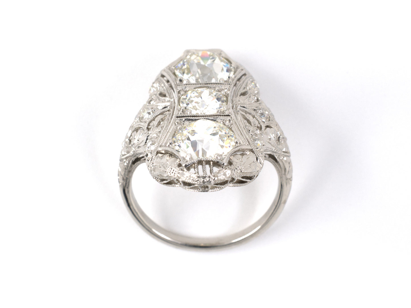 901296 - Art Deco Platinum 3-Stone Diamond Dinner Ring