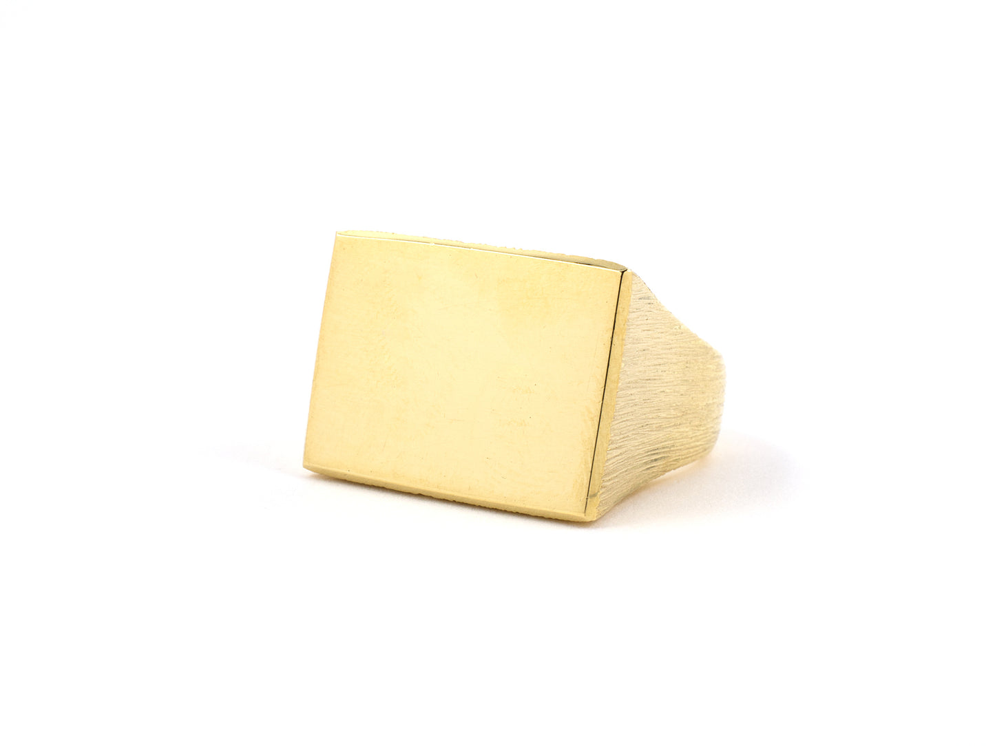 901690 - SOLD - Gold Engraveable Signet Ring