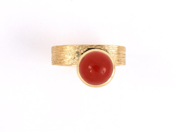 901856 - Circa 1970 Gold Coral Solitaire Square Shank Ring
