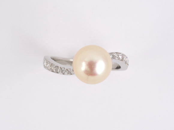 93904 - Platinum Pearl Diamond Twist Ring