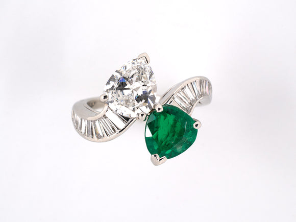 94674 - Platinum Emerald Colombian Twist Ring