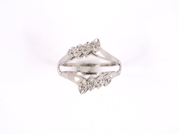 97065 - Circa 1955 Gold Diamond Twist Ring