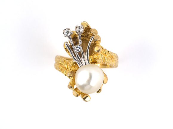 99274 - Circa 1960s Gold Pearl Diamond Flower Hand Twist Ring