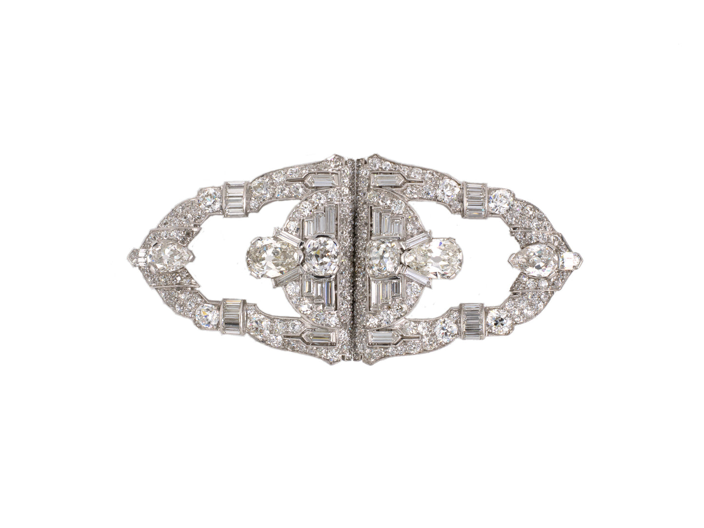 21502 - Circa 1935 Art Deco Yard Platinum Diamond Pin