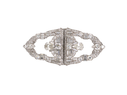 21502 - Circa 1935 Art Deco Yard Platinum Diamond Pin