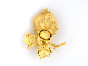 23514 - SOLD - Circa1965 M Buccellati Gold Acorn Leaf Pin