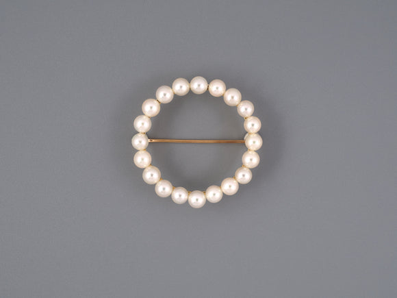 24200 - SOLD - Gold Pearl Circle Pin