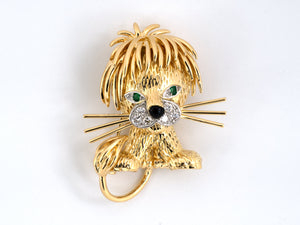 24217 - Van Cleef & Arpels Platinum Gold Diamond Emerald Black Enamel Lion Pin