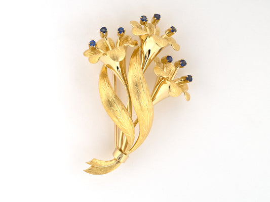 24302 - Circa 1960s Tiffany Gold Sapphire Carved Florentine Flower Pin
