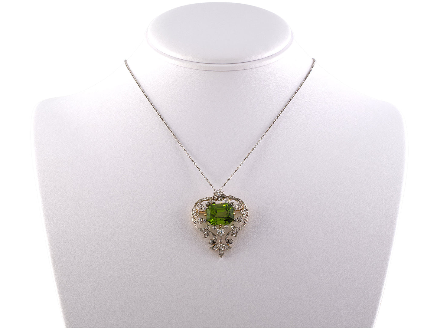 42845 - Edwardian Platinum Gold Peridot Diamond Pin Pendant Necklace