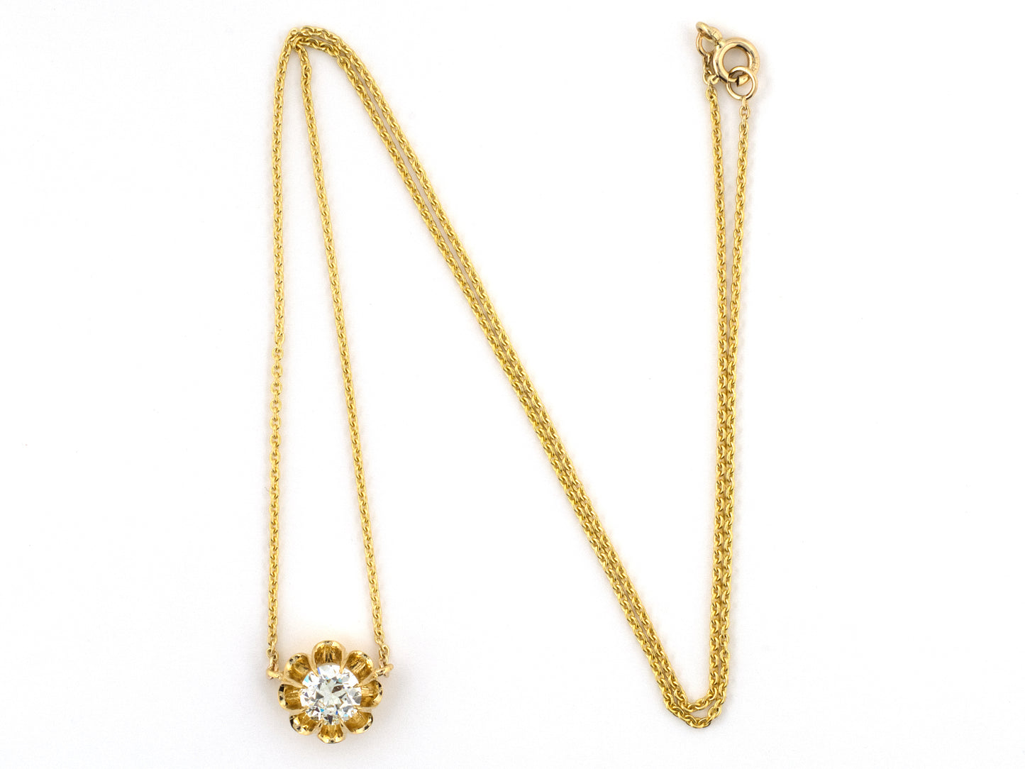 44162 - Gold Diamond 8-Prong Scalloped Solitaire Pendant