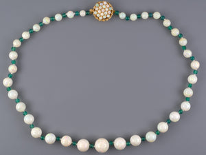 45554 - Circa 1960 Gold Opal Onyx Graduated Bead Necklace