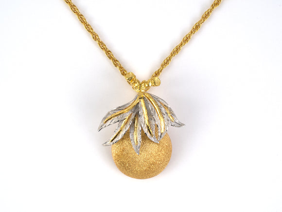 45593 - Buccellati Gold Stippled Carved Florentine Floral Fruit Pendant Necklace