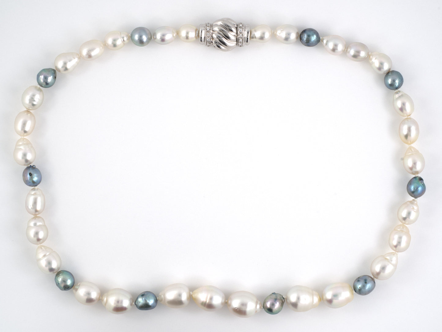 45635 - Italy Gold Diamond Baroque Silver Grey Pearl Necklace