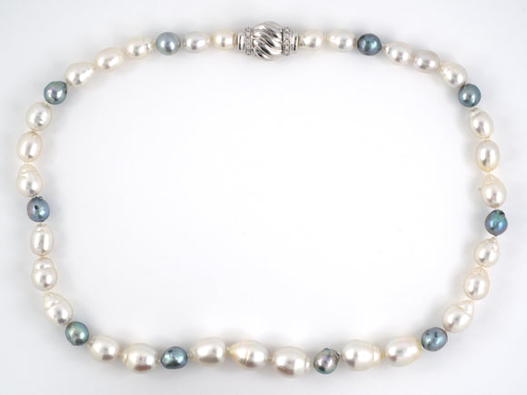45635 - Italy Gold Diamond Baroque Silver Grey Pearl Necklace