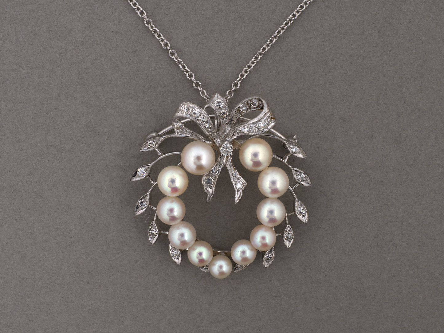 45682 - Gold Diamond Pearl Heart Shape Bow Circle Pin Pendant Necklace