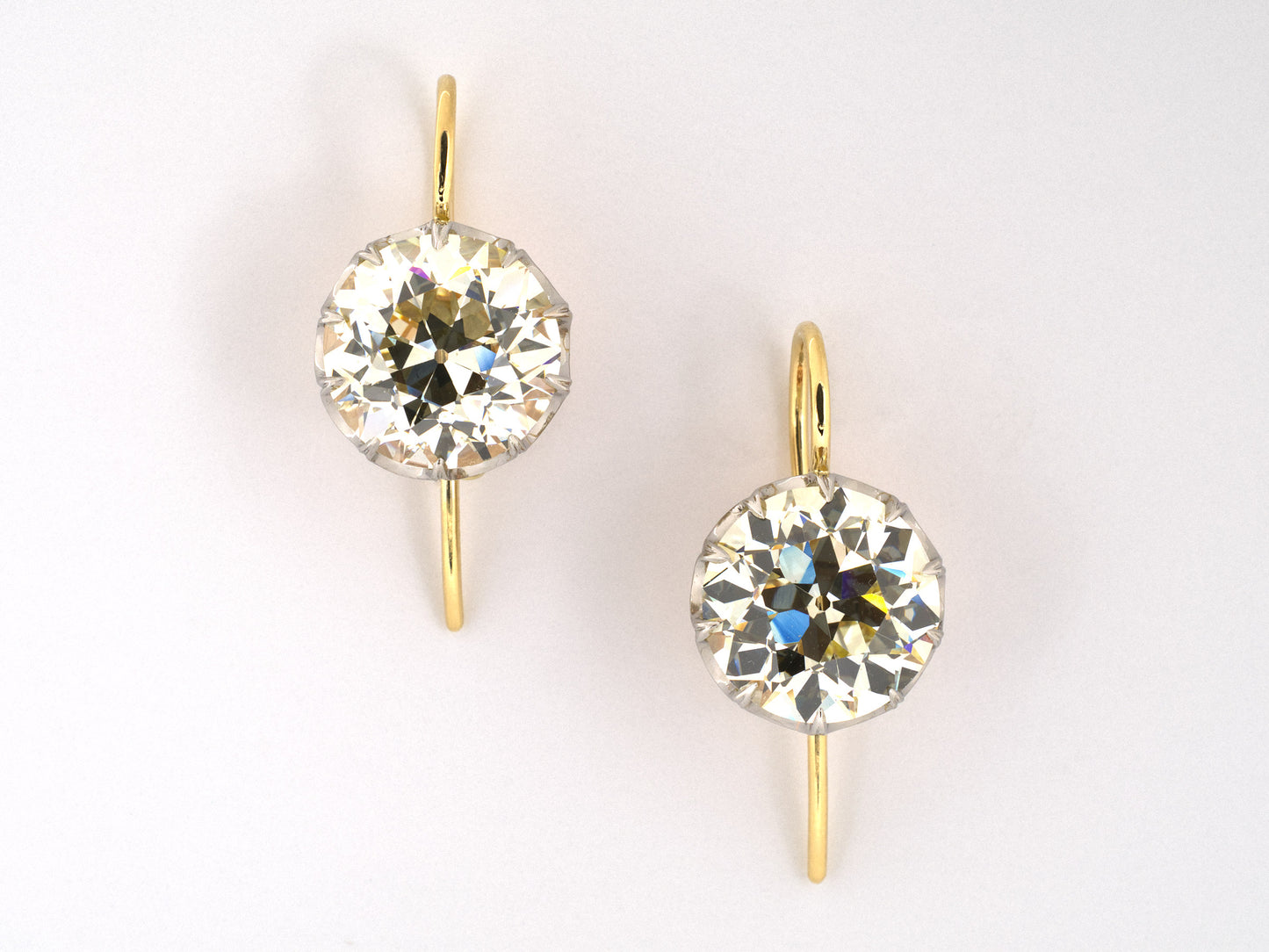 52488 - Edwardian Platinum Gold Diamond Earrings