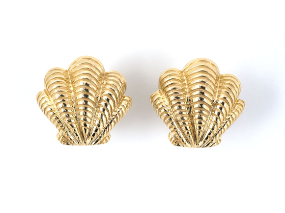 53885 - SOLD - Gold Shell Earrings