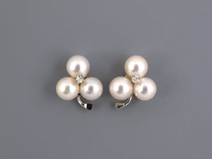 54337 - Gold Sterling Silver Diamond Pearl Clover Flower Cluster Stud Earrings