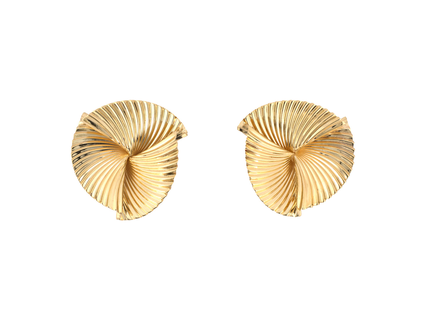 54542 - Circa 1960s Gold Corrugated Leaf Floral Earrings