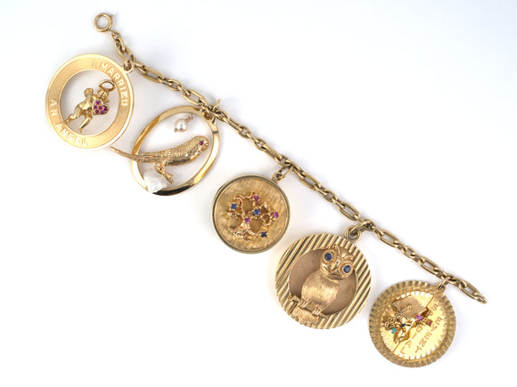 73212 - Circa 1950s Gold Oval Cable Link Charm Bracelet