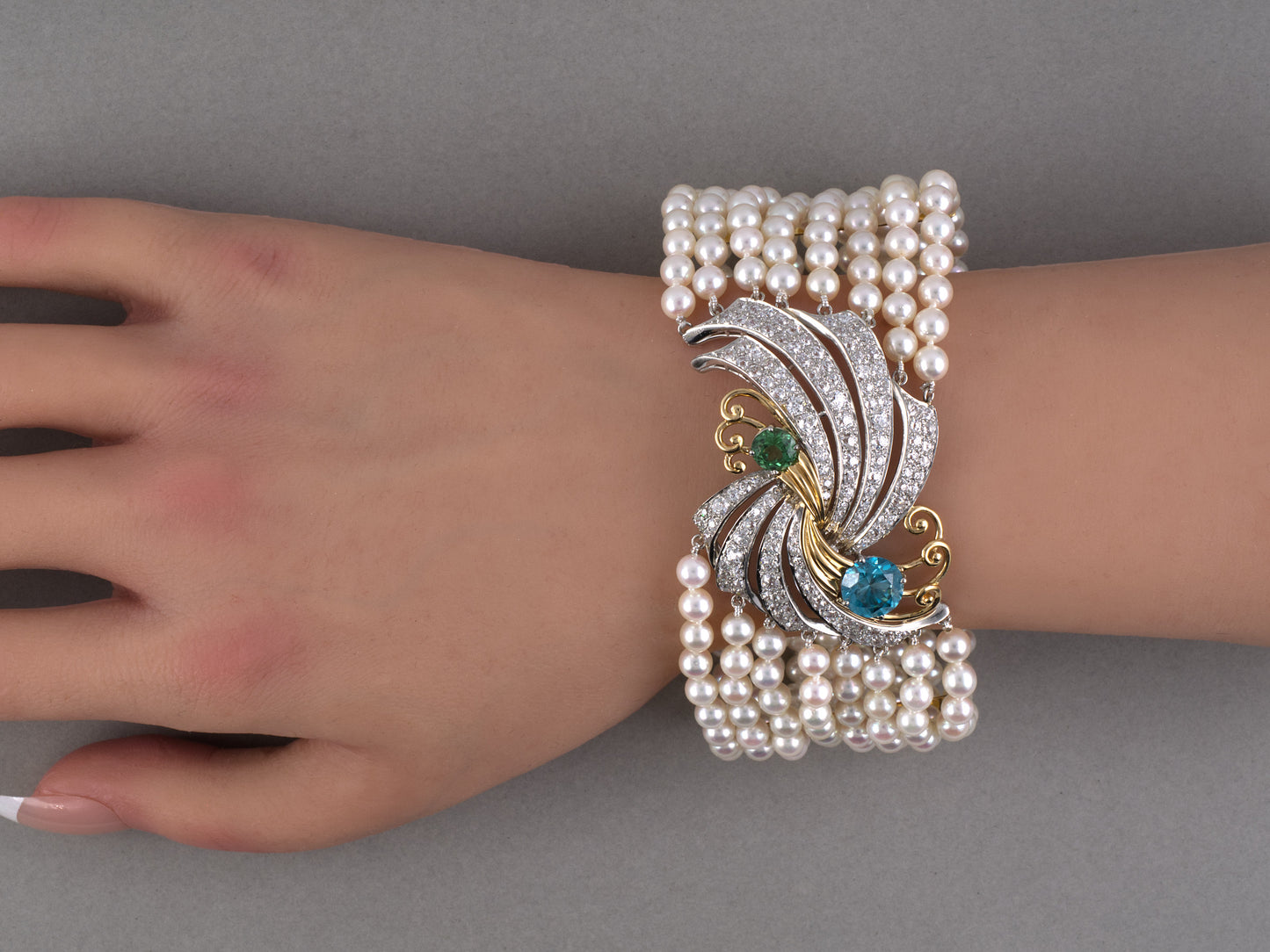 73986 - Retro Platinum Gold Diamond Blue Zircon Green Tourmaline Pearl Bracelet