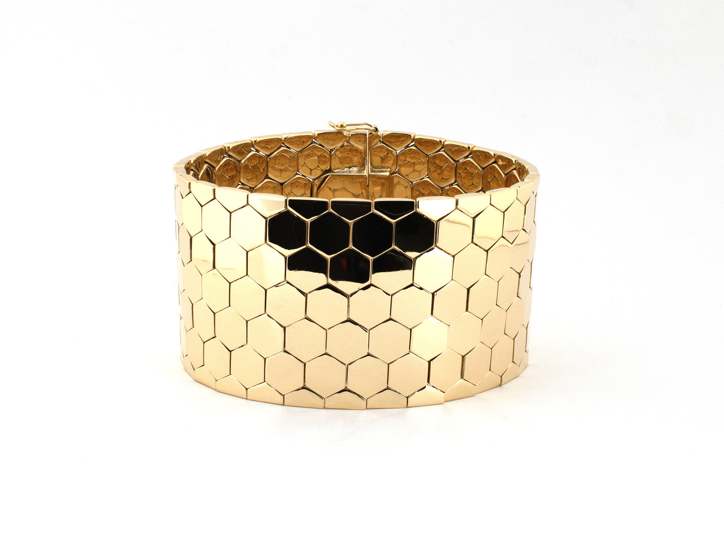 74010 - Circa 1950s Retro Gold Hexagonal Honeycomb Link Bracelet