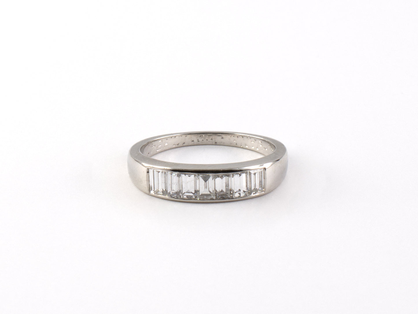 902154 - SOLD - Platinum Diamond Wedding-Band Ring