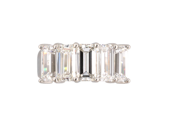 902192 - Platinum GIA Diamond Wedding-Band Ring